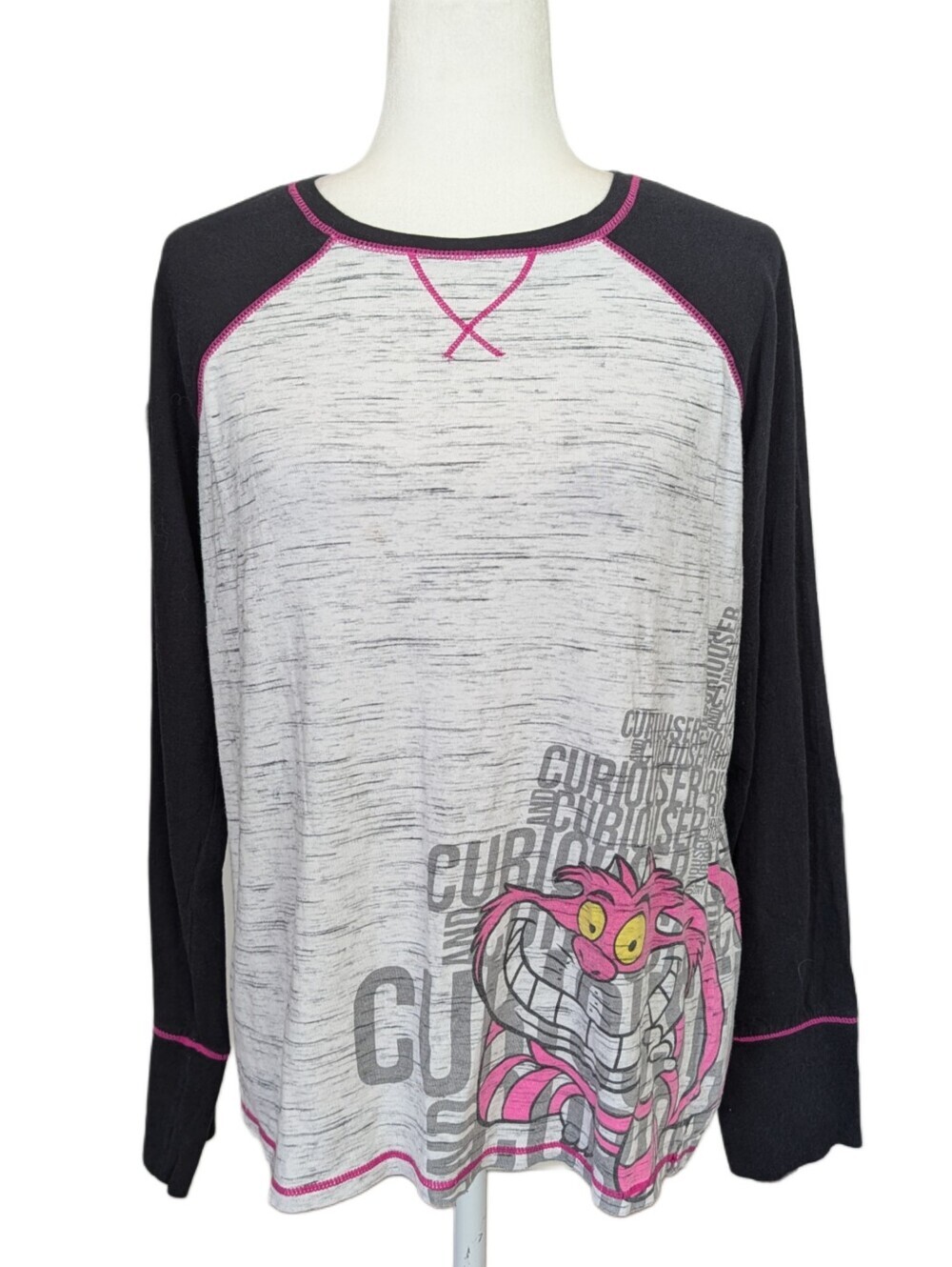 Disney Womens Grey Black Pink Cheshire Cat Long Sleeve Pajama Top Size Large